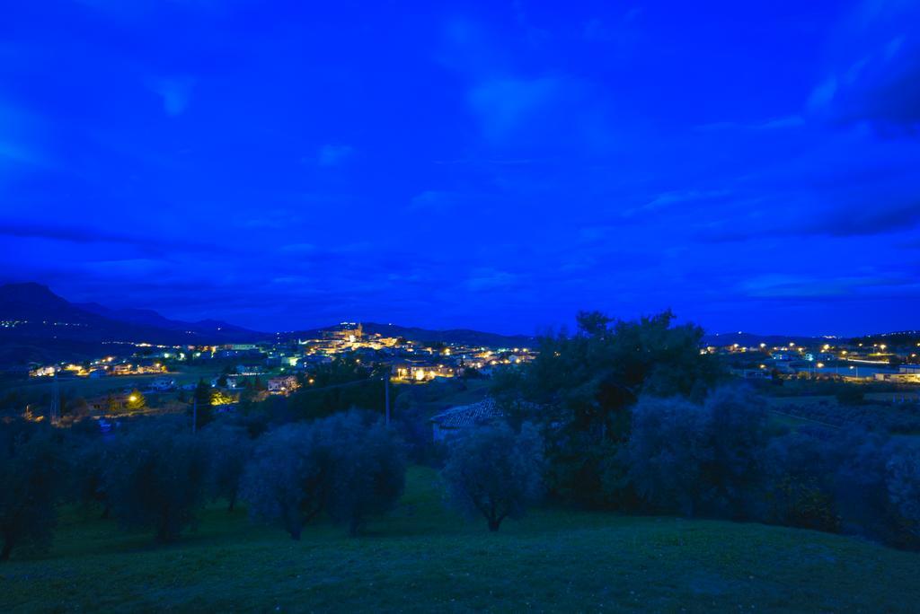 La Masseria Di Villa Giulia Tocco da Casauria Luaran gambar